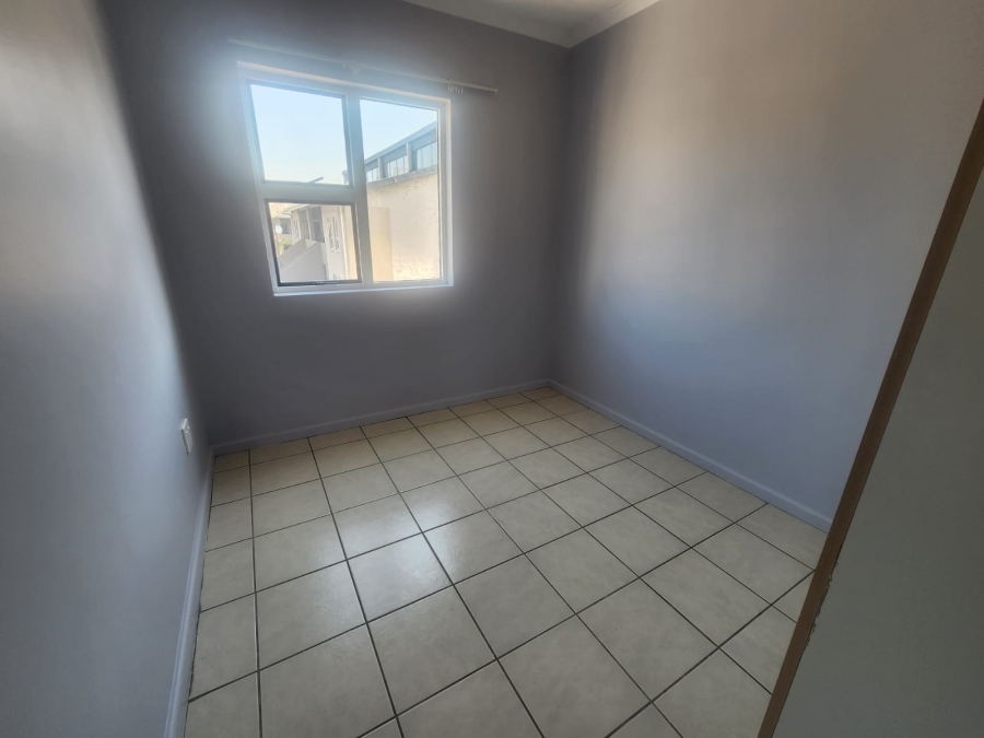 To Let 1 Bedroom Property for Rent in Maitland Western Cape